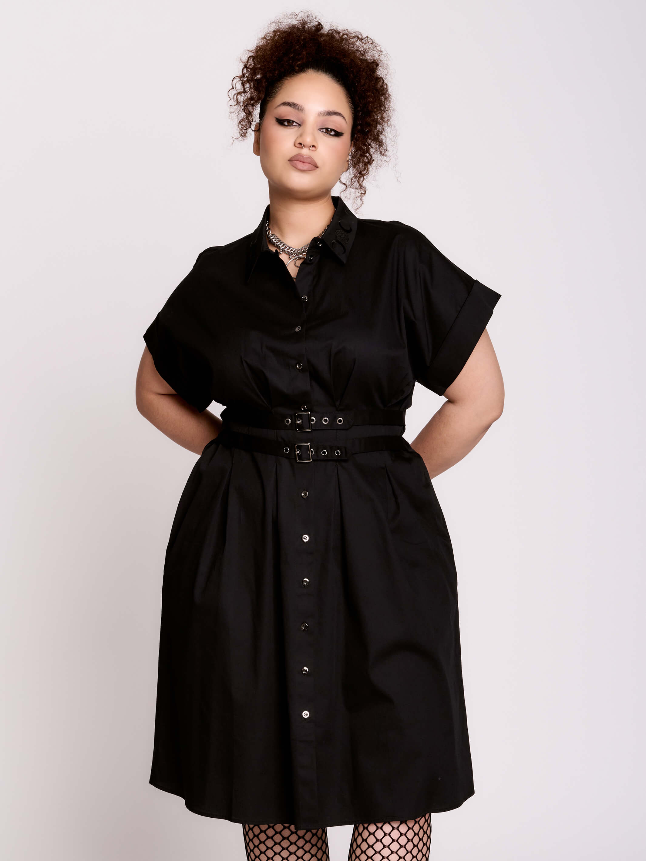 BUCKLE MIDI DRESS
