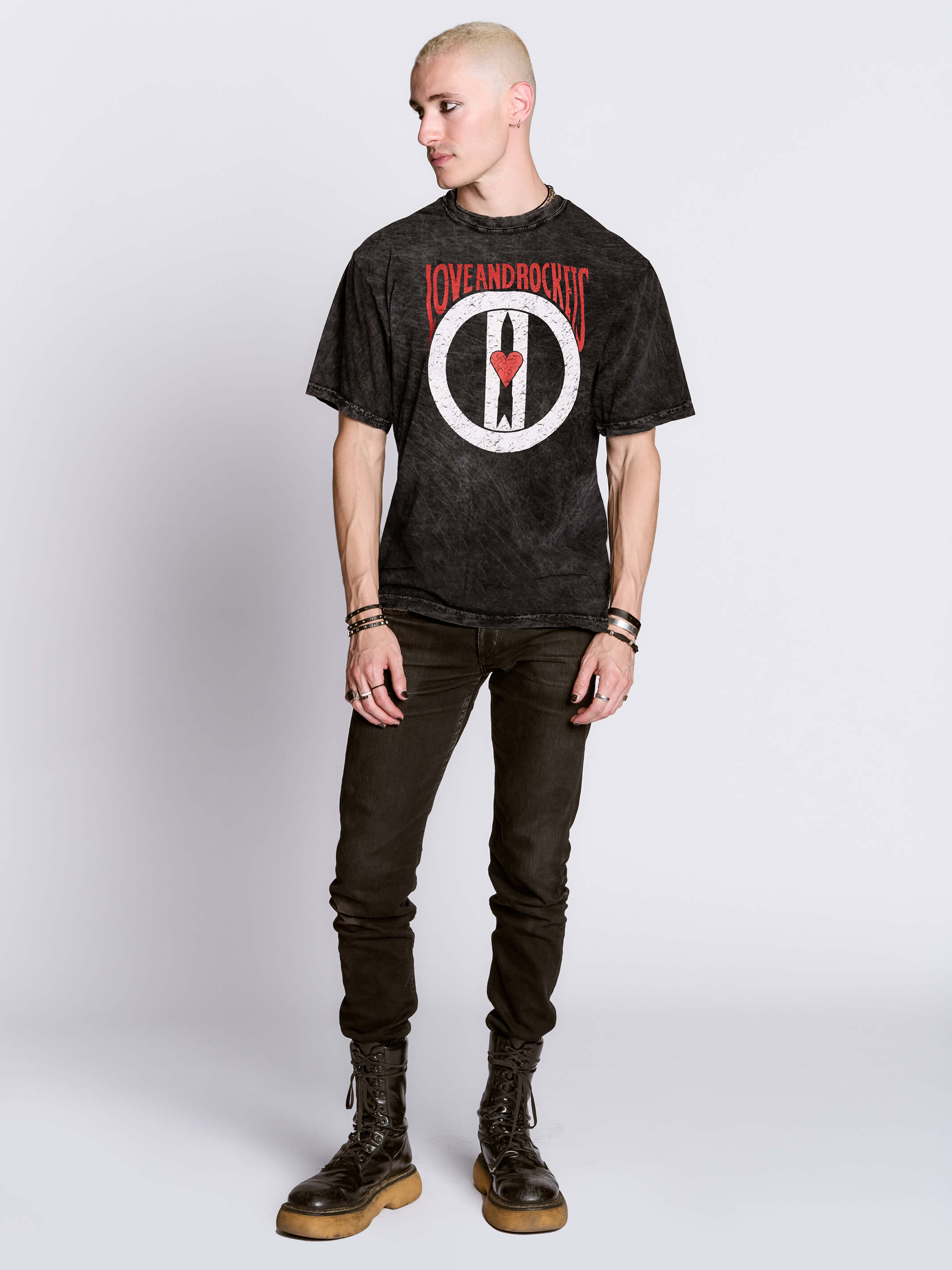 LOVE AND ROCKETS CIRCLE T-SHIRT