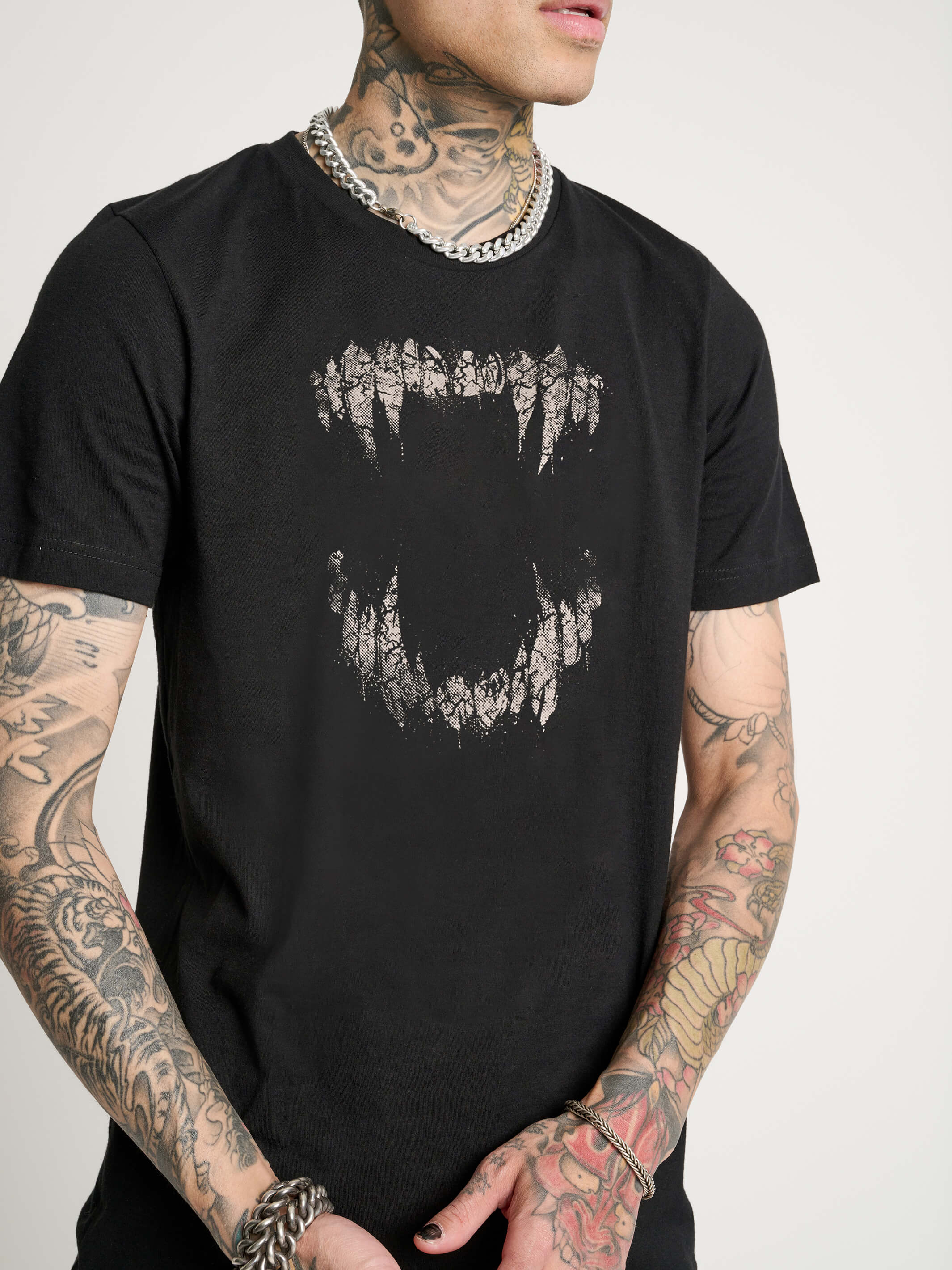 UNDEAD T-SHIRT