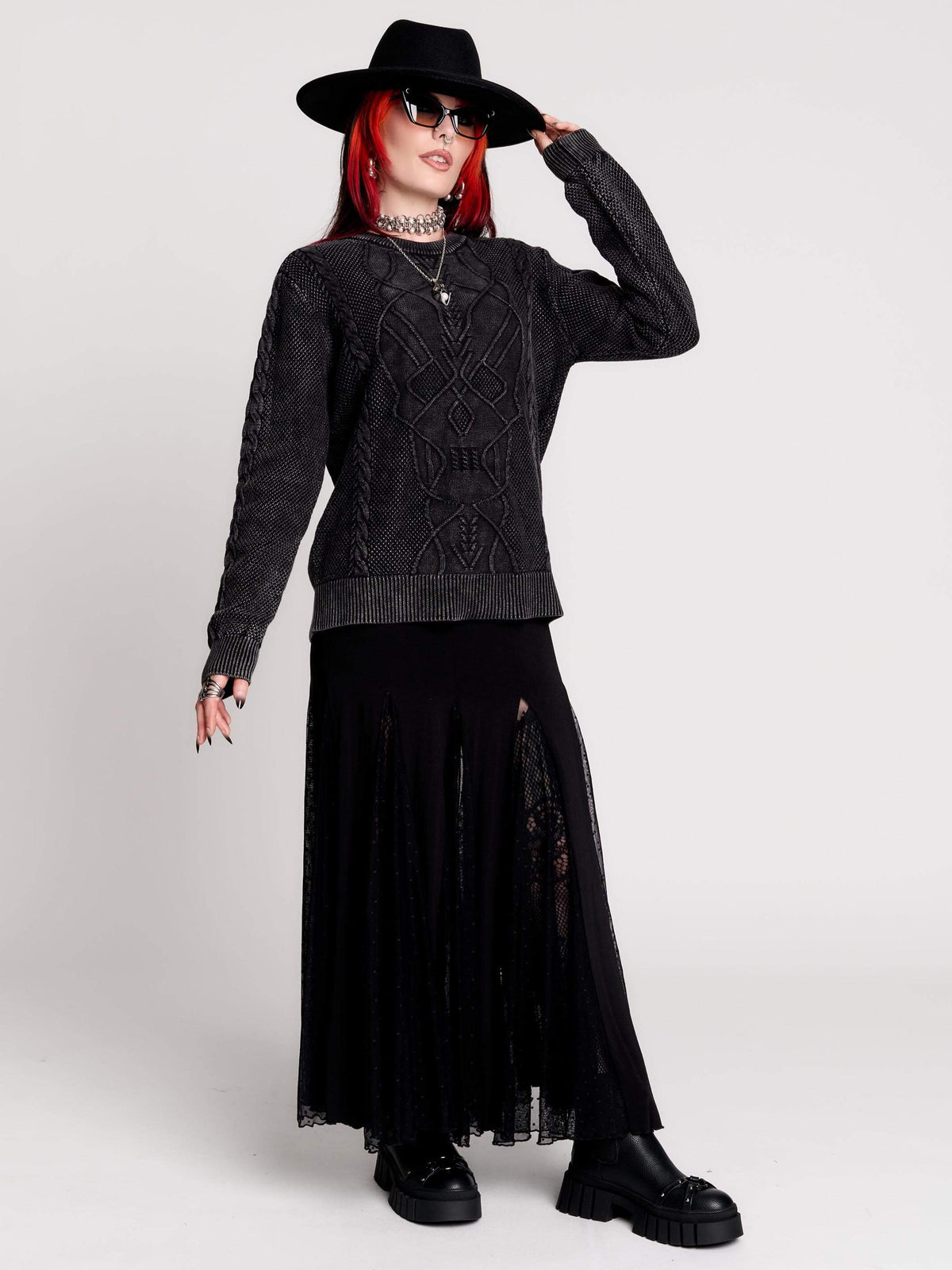 SKULL SWEATER