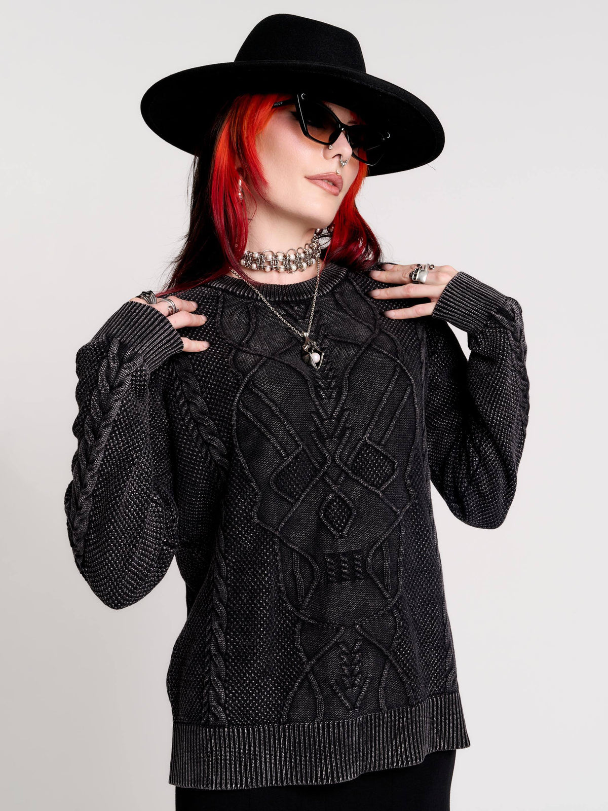 SKULL SWEATER