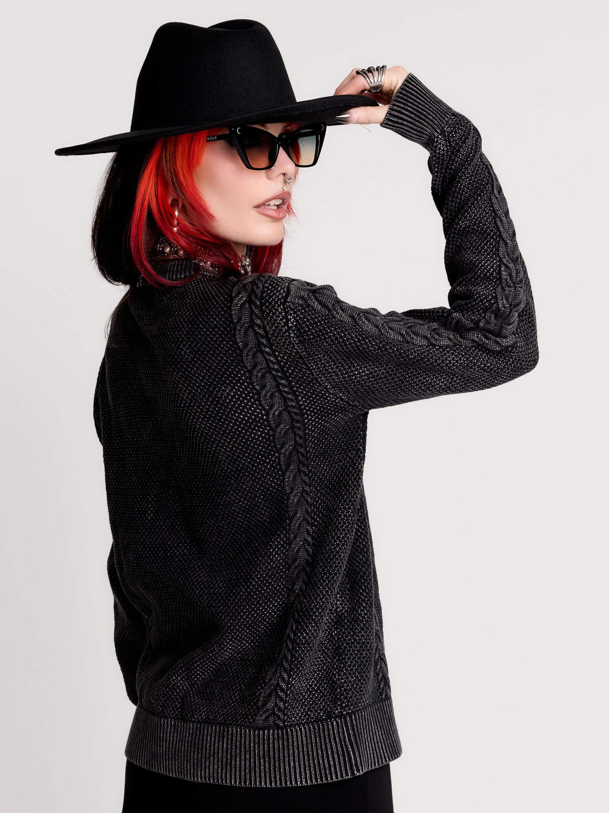 SKULL SWEATER