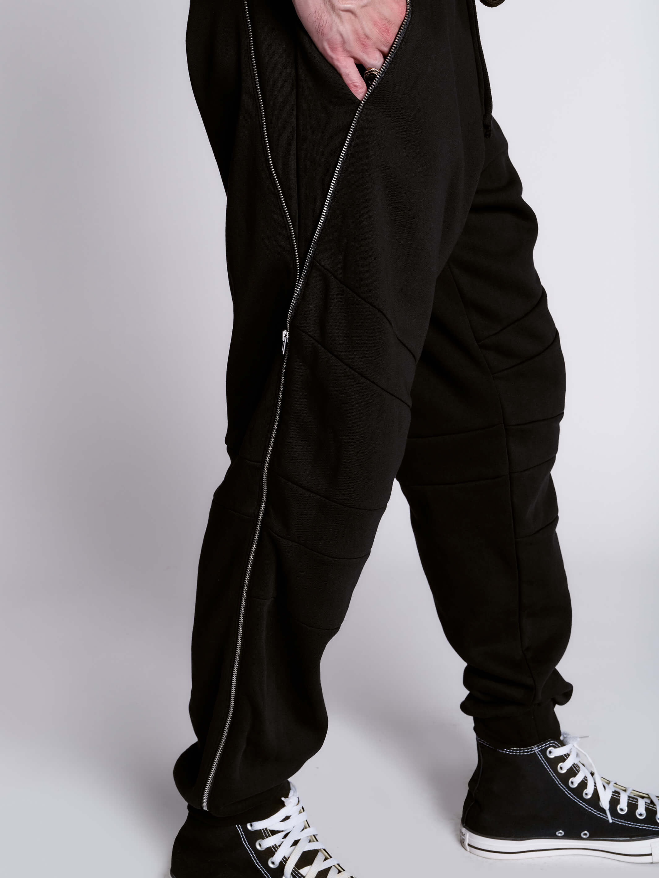 zipper jogger