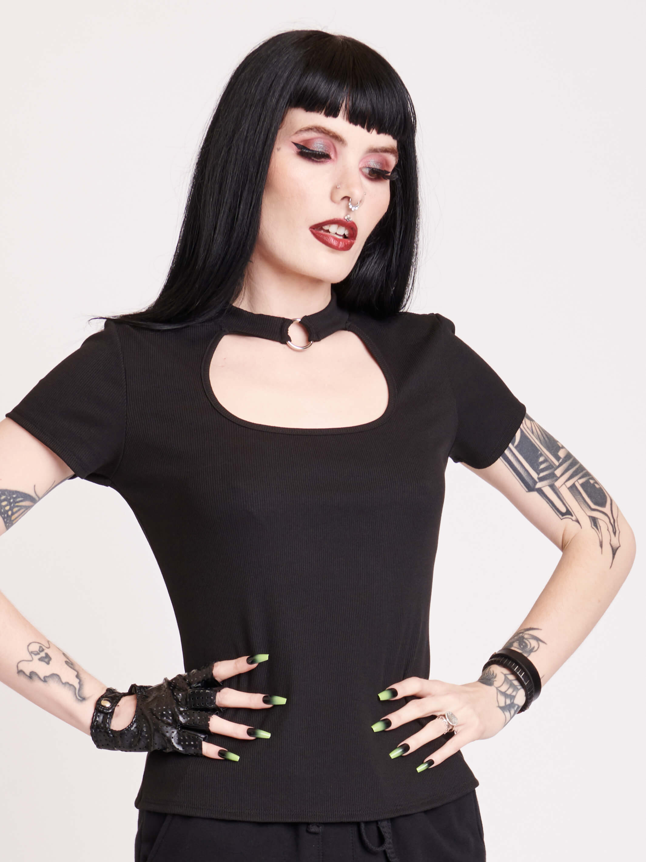 BLACK BABYRIB KNIT TOP WITH CHOKER