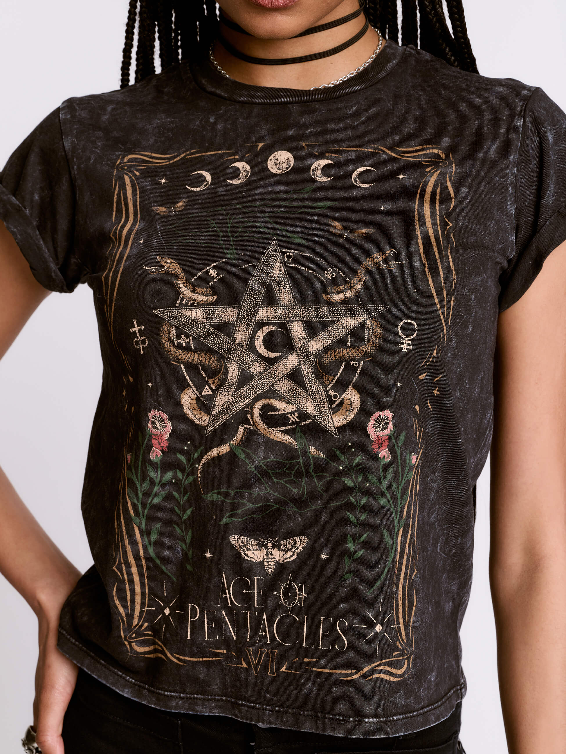 ACE OF PENTACLE MINERAL WASH BABY TEE