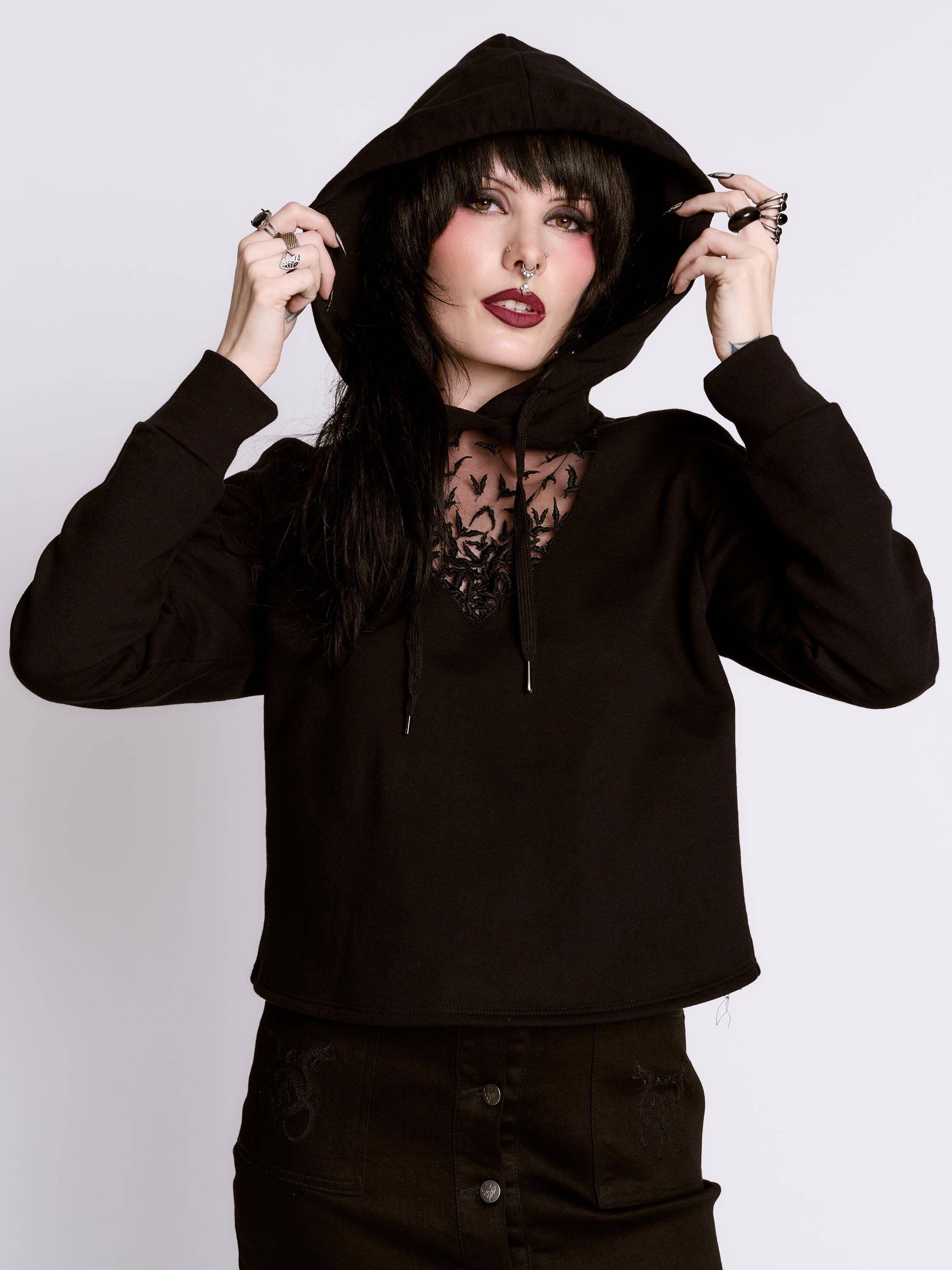 BATS IN FLIGHT CROP HOODIE