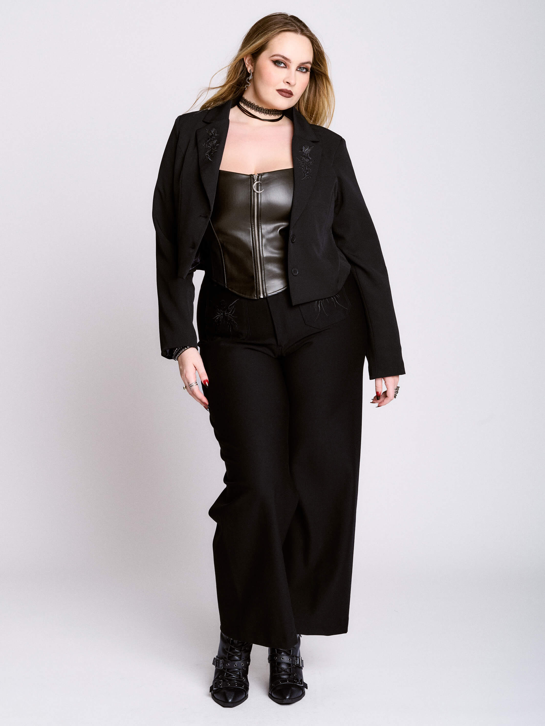 Raven Crop Blazer