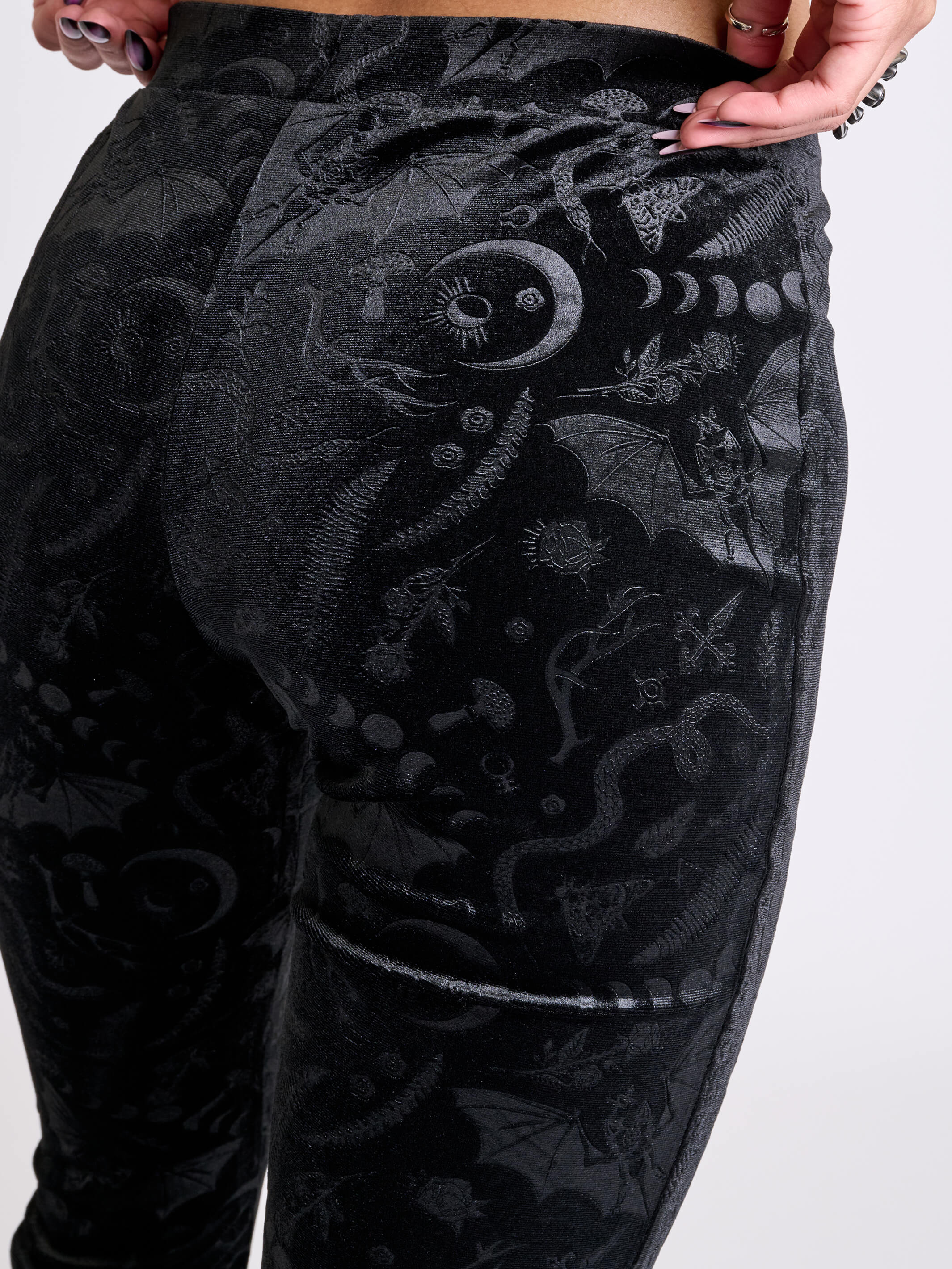 Embossed Velvet Flared Legging