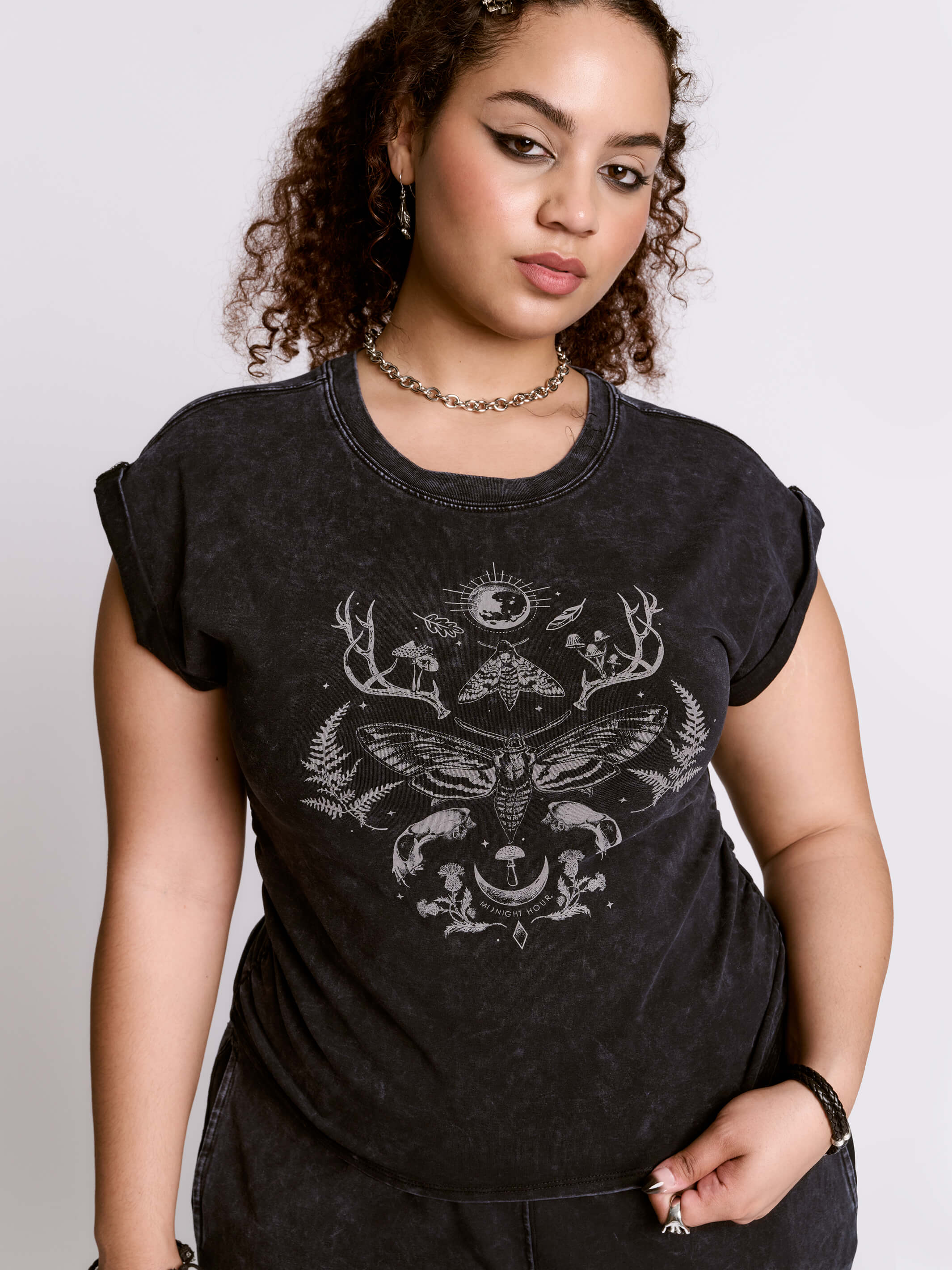 FOREST WITCH MINERAL WASH BABY TEE