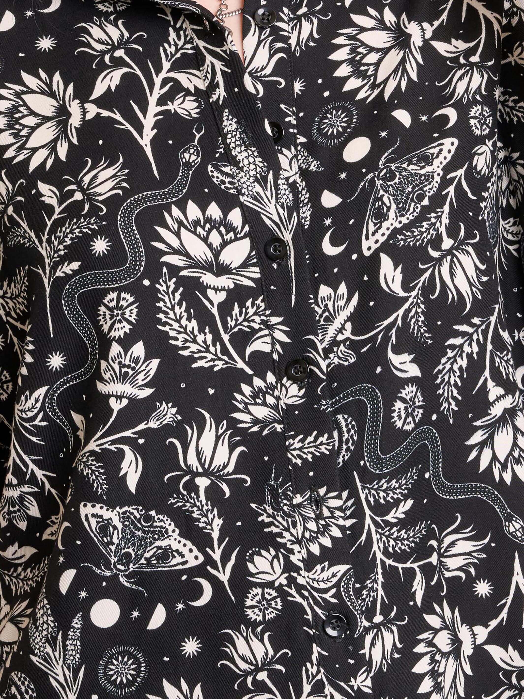 LUNAR GARDEN WITCH BUTTON UP