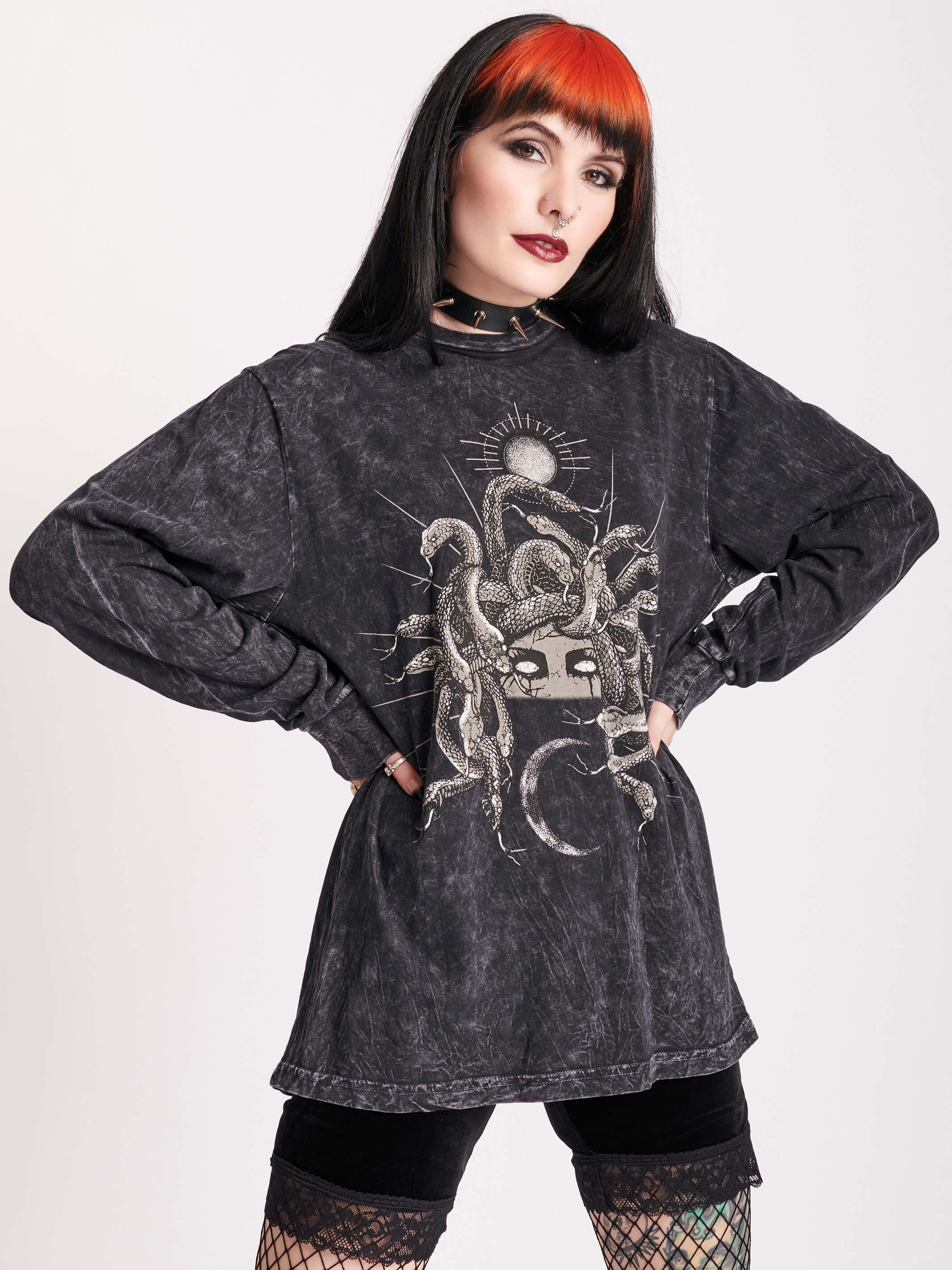 medussa print on long sleeve t