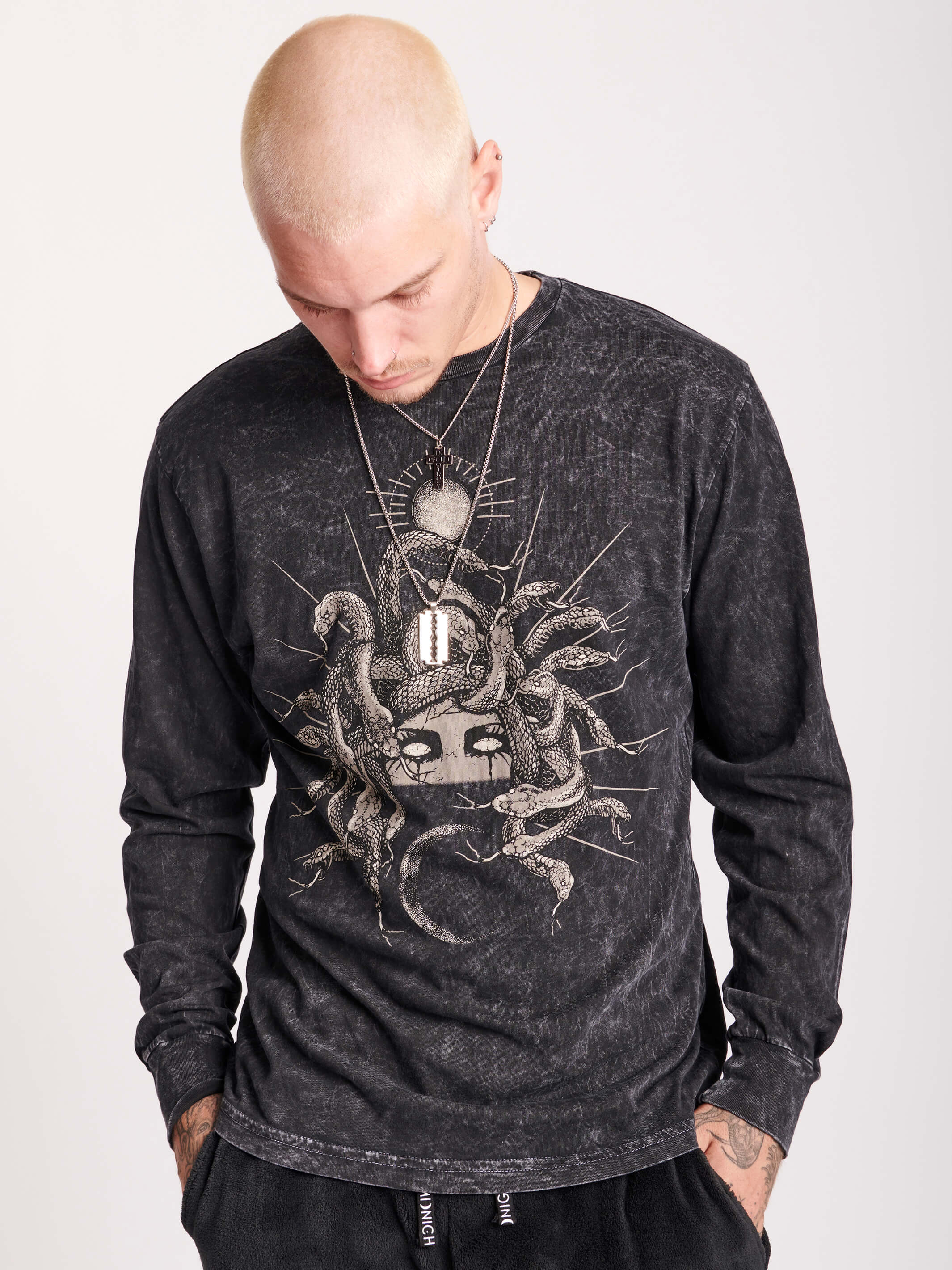 medussa print on long sleeve t