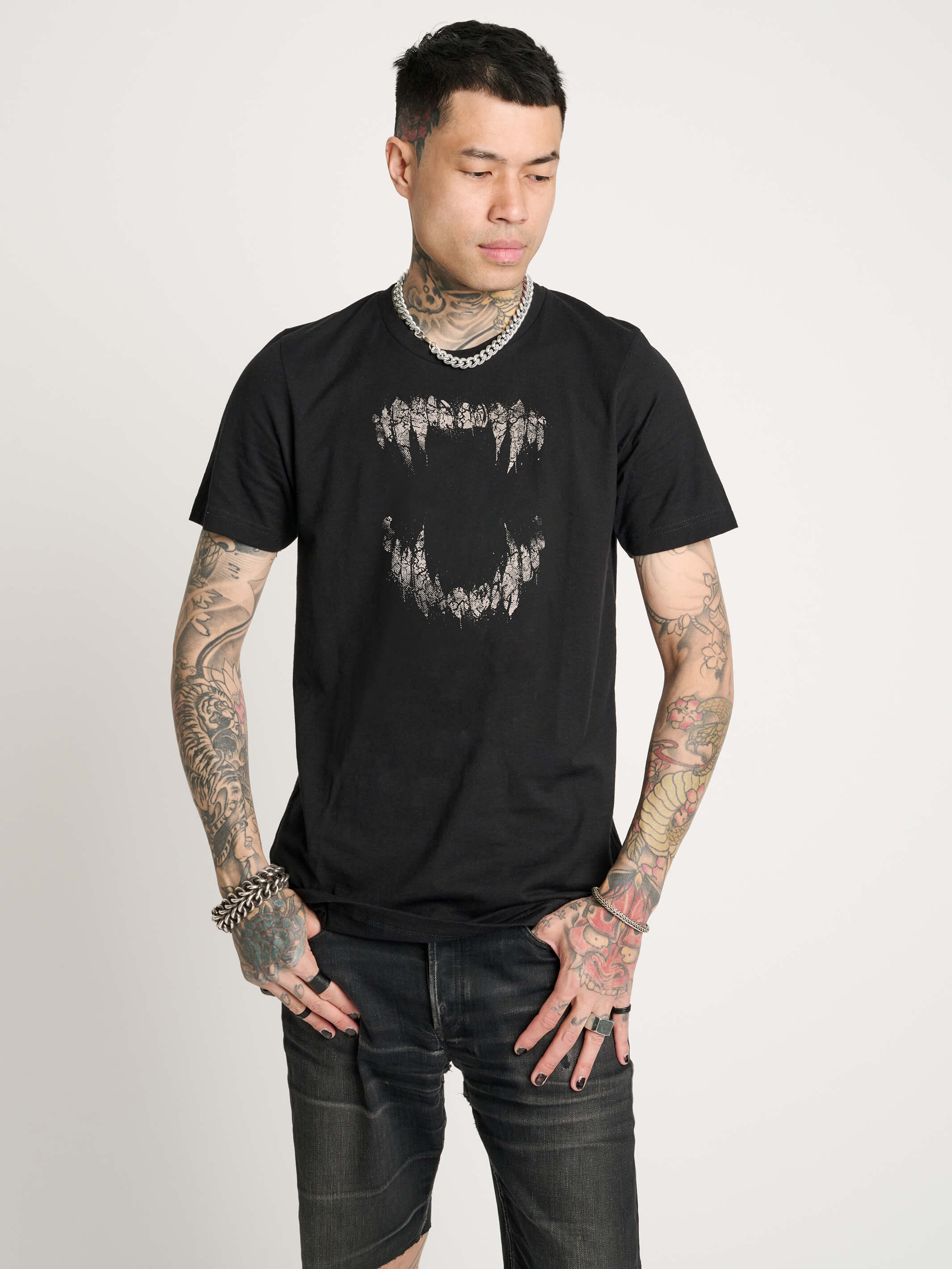 UNDEAD T-SHIRT