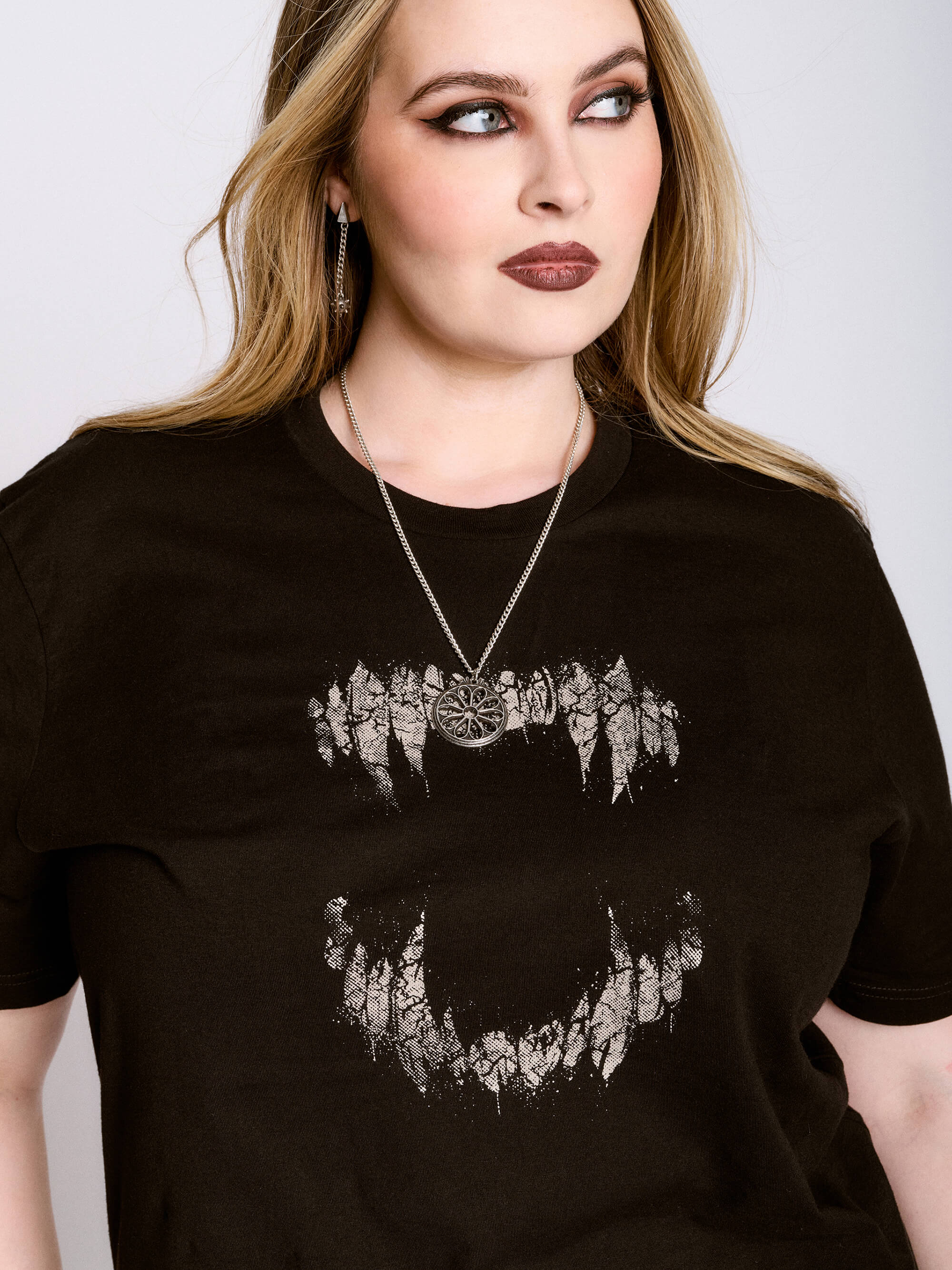 UNDEAD T-SHIRT