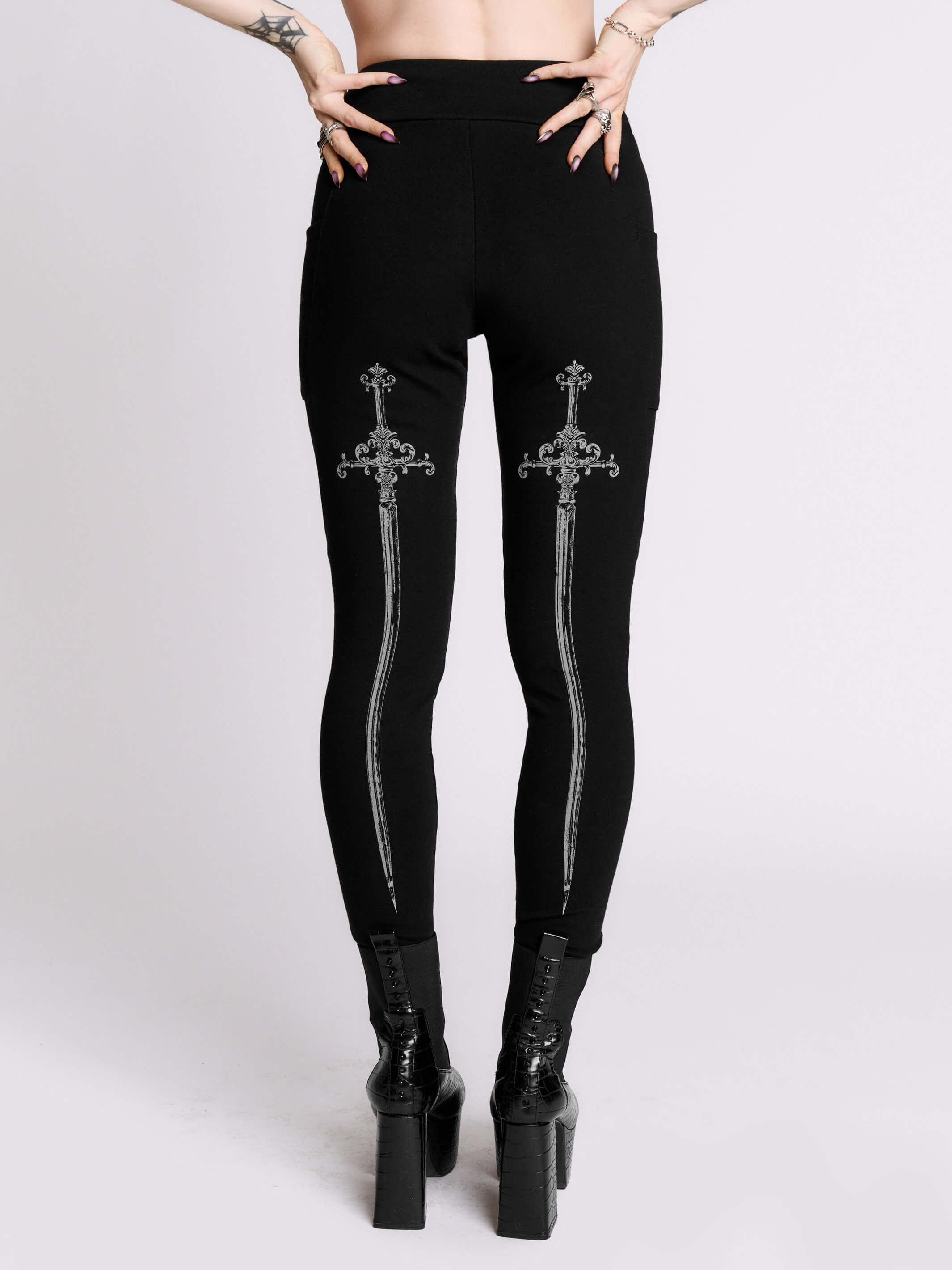 Obelisk Legging