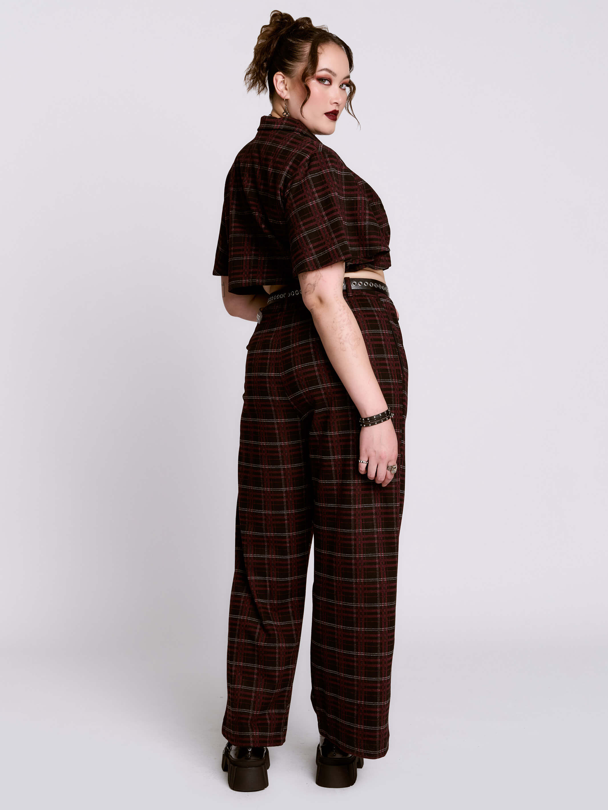 OXBLOOD PLAID CAPELET