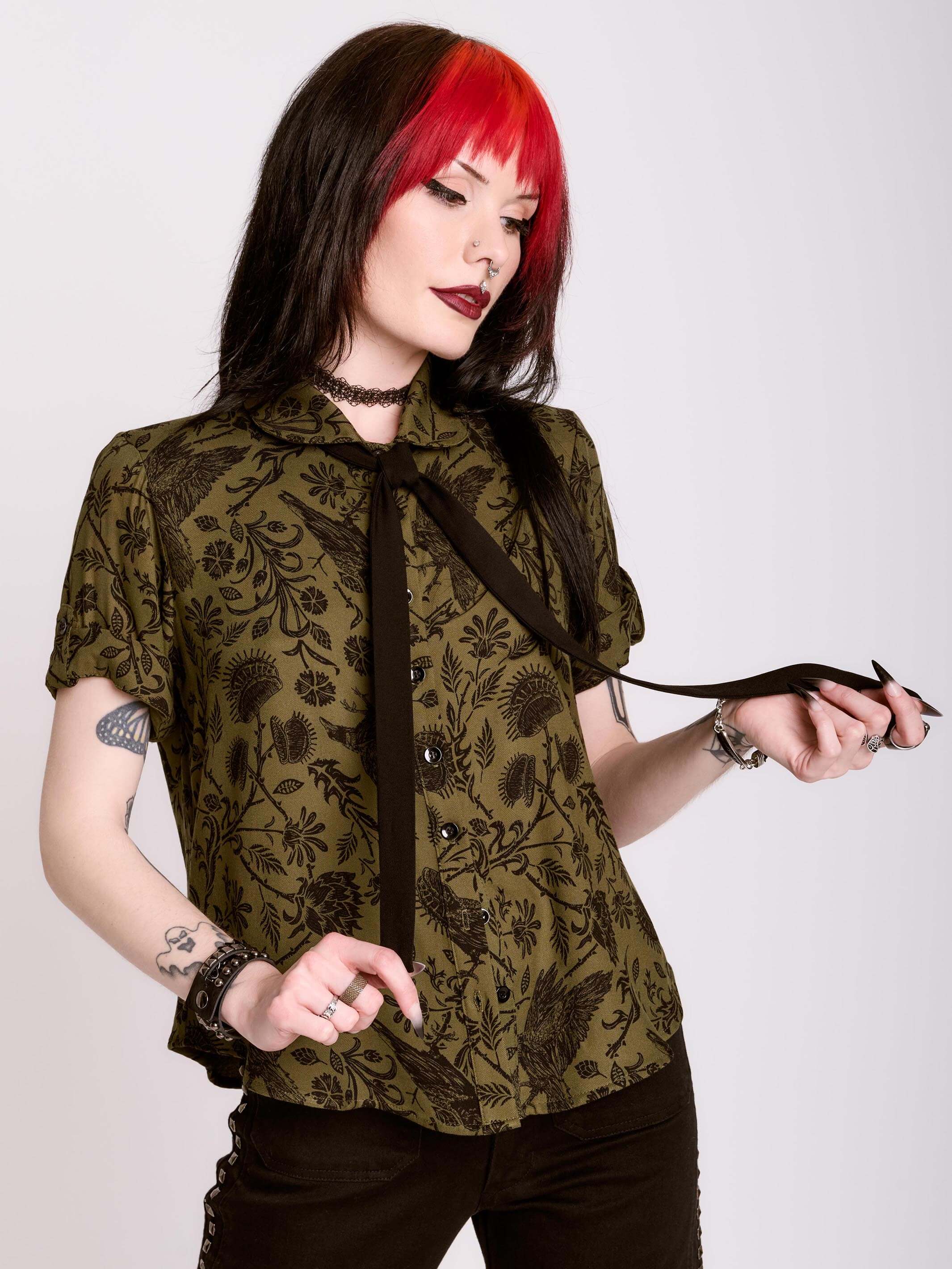 RAVEN BROCADE BOW SHIRT