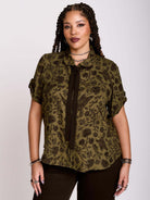 RAVEN BROCADE BOW SHIRT