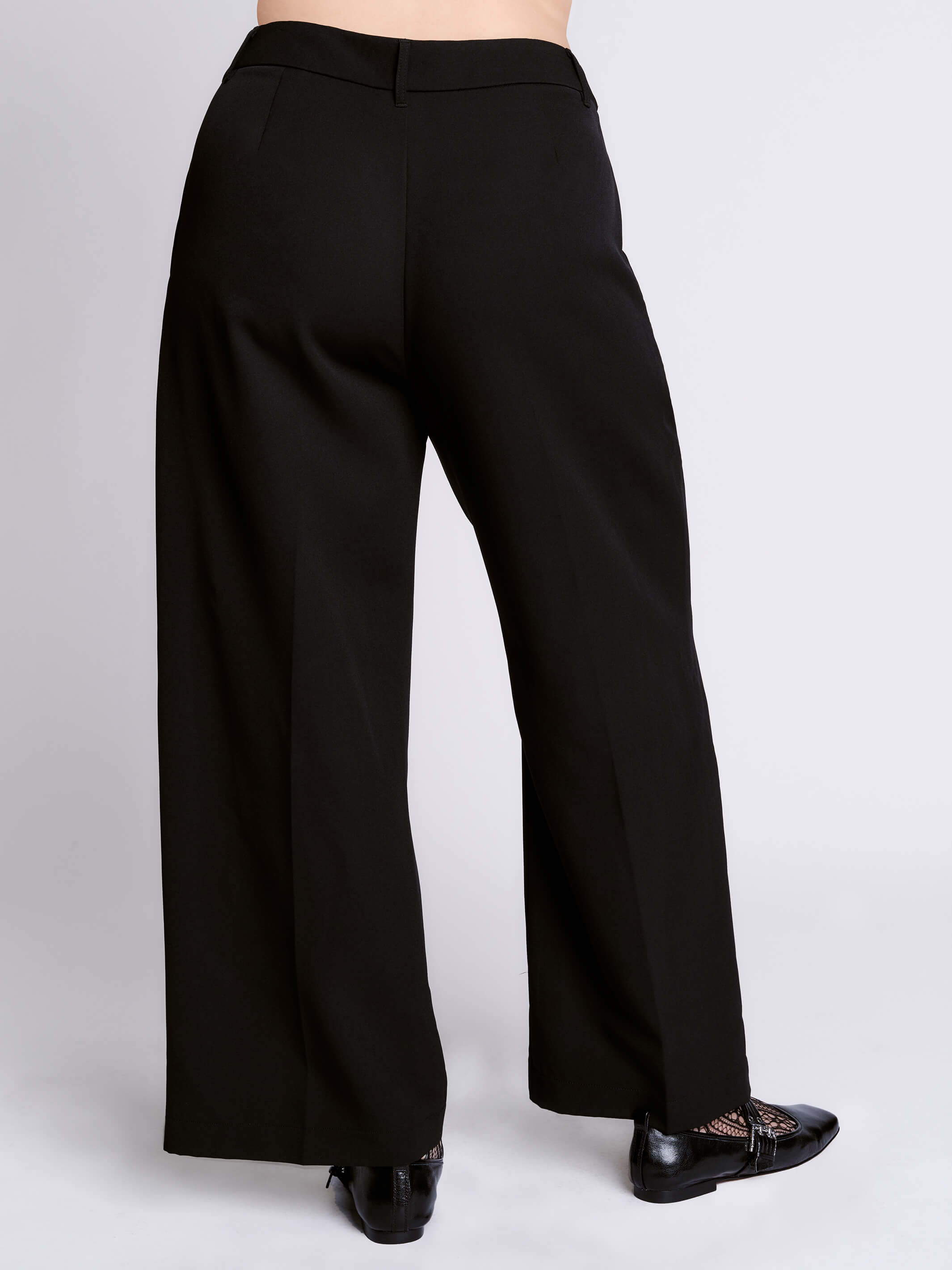 Raven Woven Trouser