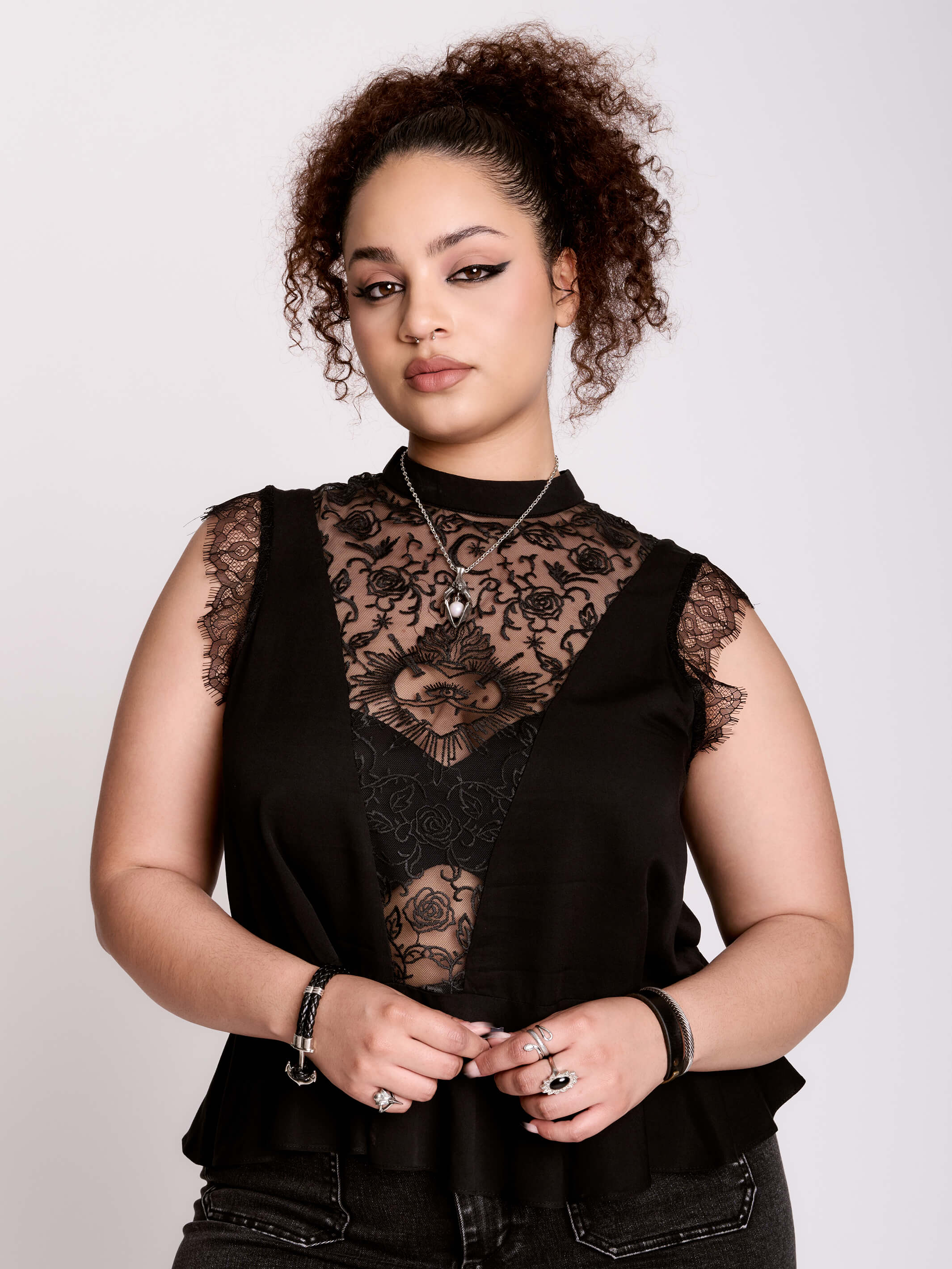 SACRED HEART VICTORIAN TOP