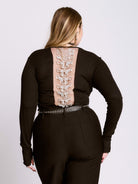 LONG SLEEVE SPINE TOP