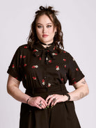 STRAWBERRY SKULL SHIRT