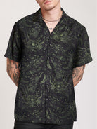 SWAMP WITCH BUTTON UP