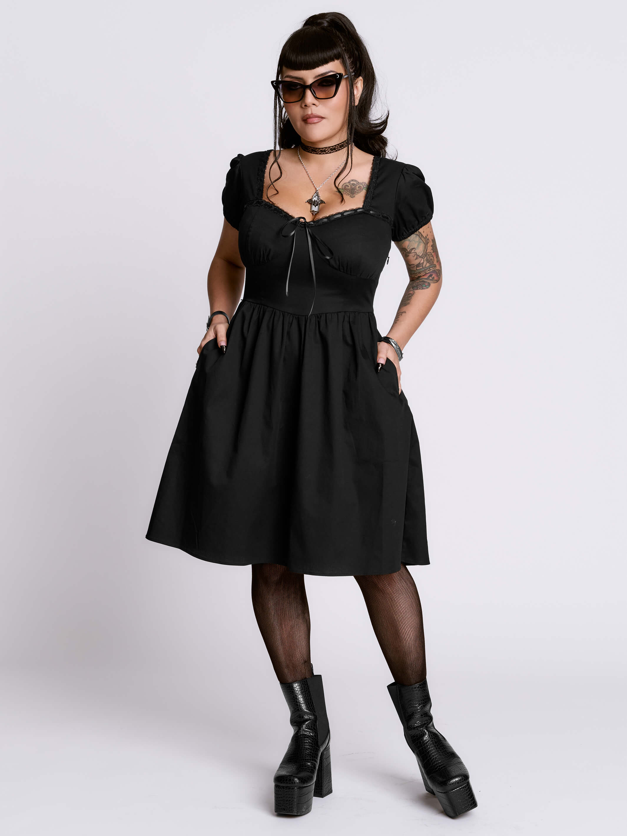 MAIDEN DRESS